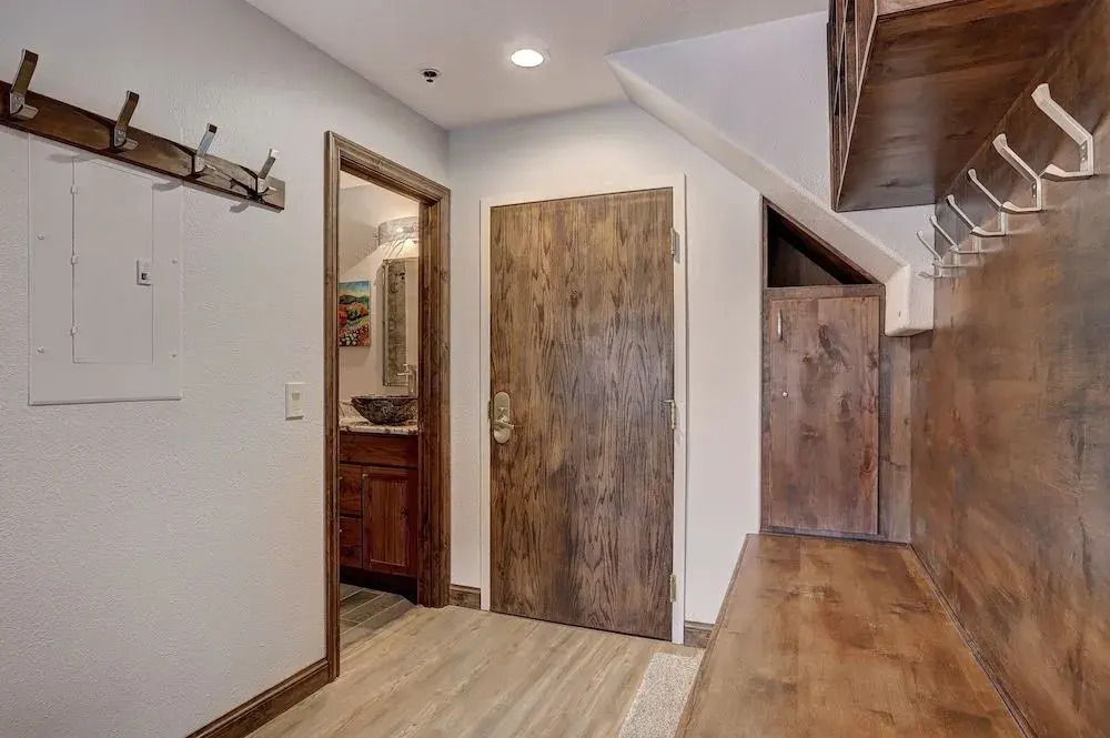 River Mnt Lodge W312 - 4 Br Condo