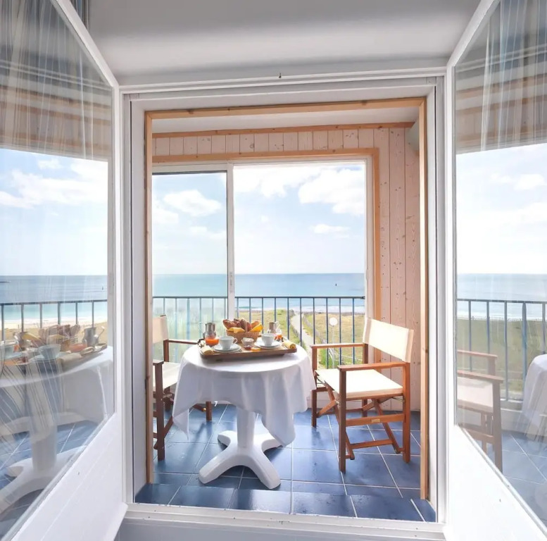 Logis Hotel Restaurant De La Plage