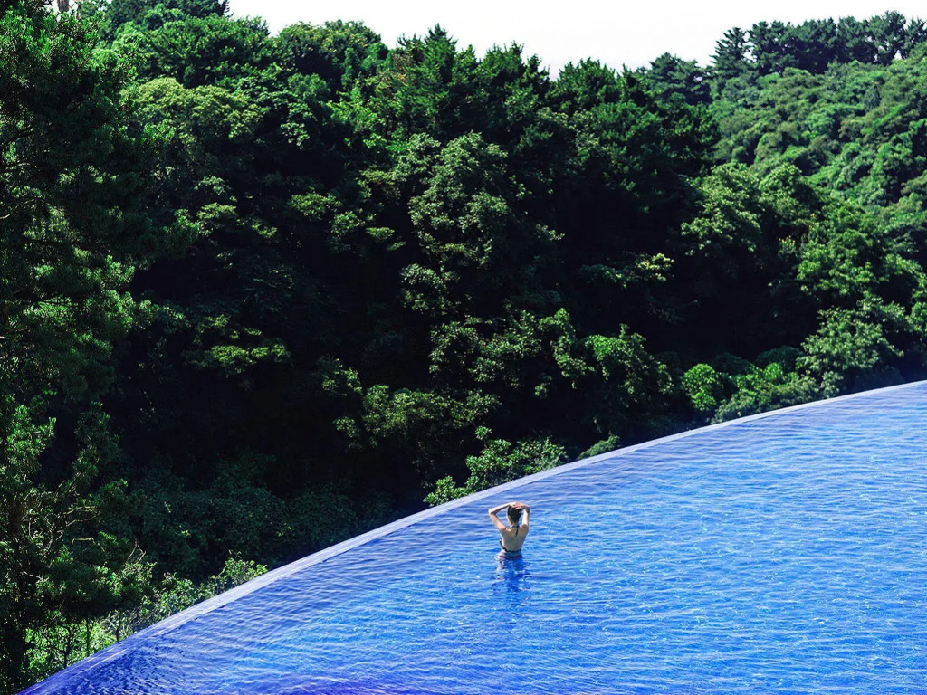 Hidden Cliff Hotel and Nature