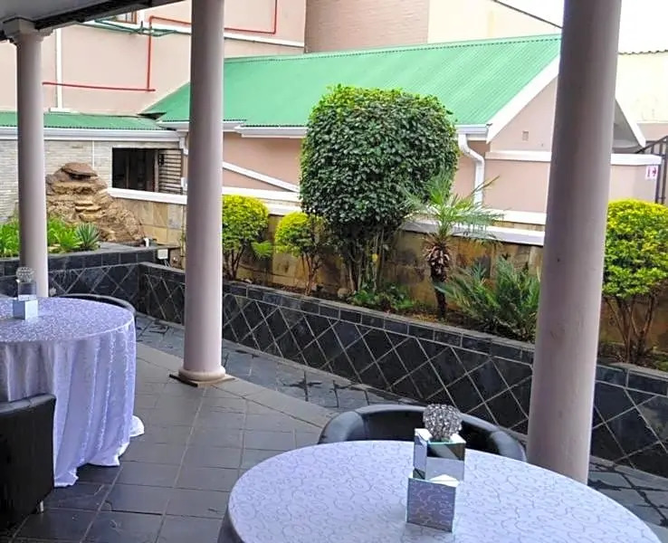 Crown Hotel
