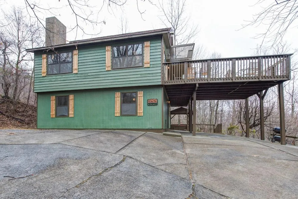 Rocky Top Lodge
