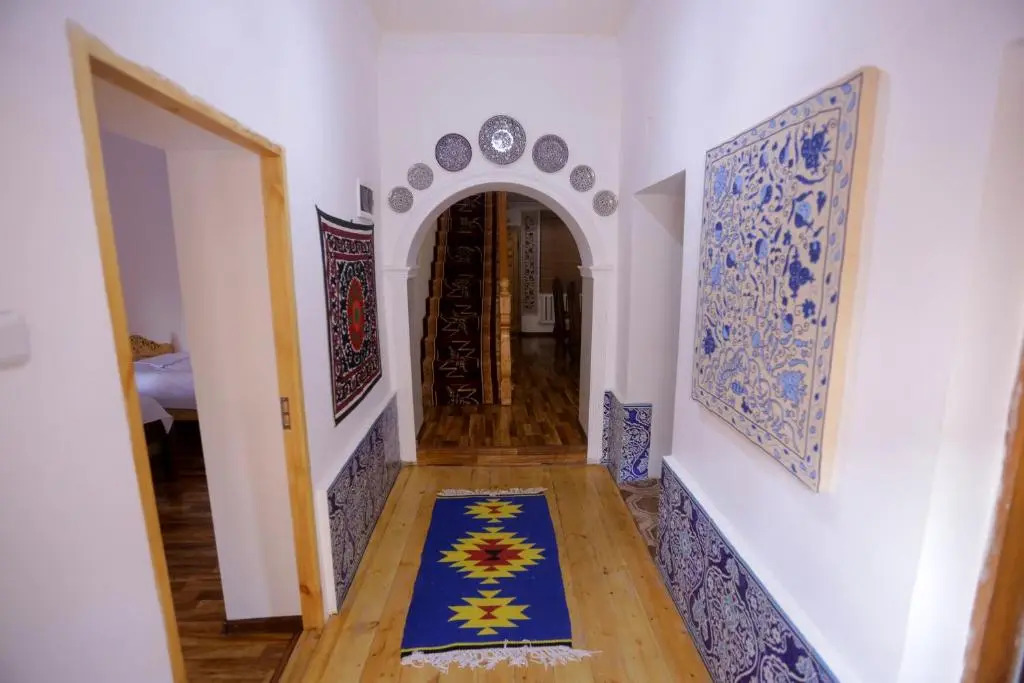 Polvonnazir Guest House