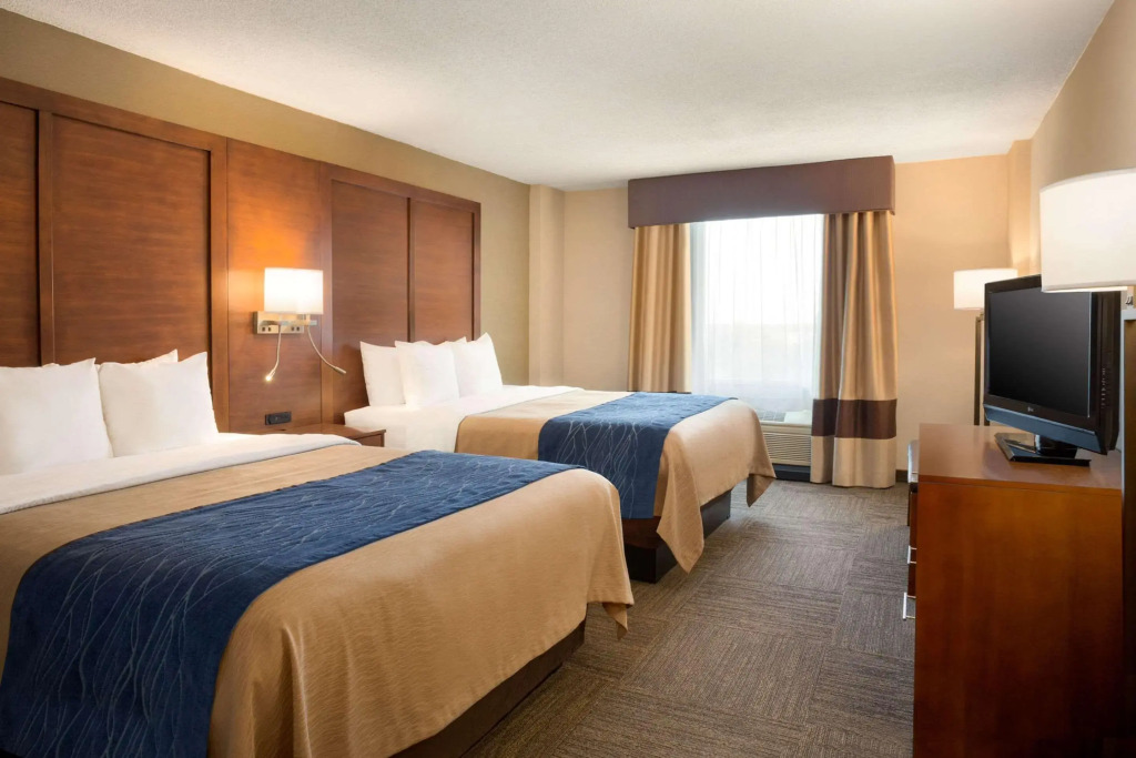 Comfort Inn & Suites Presidential