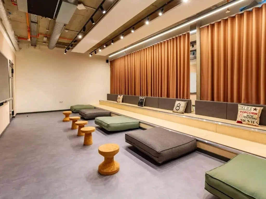 1 Night Free Private Rooms in LEICESTER - SK