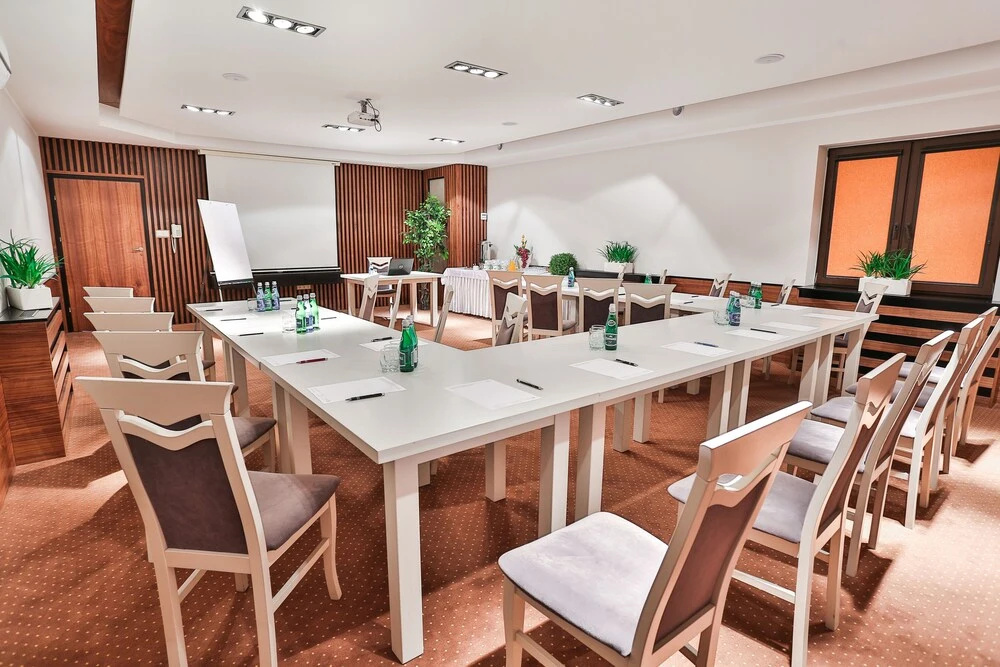 Hotel Kompleks Beskid z basenem i stokiem narciarskim - blisko Babiej Góry