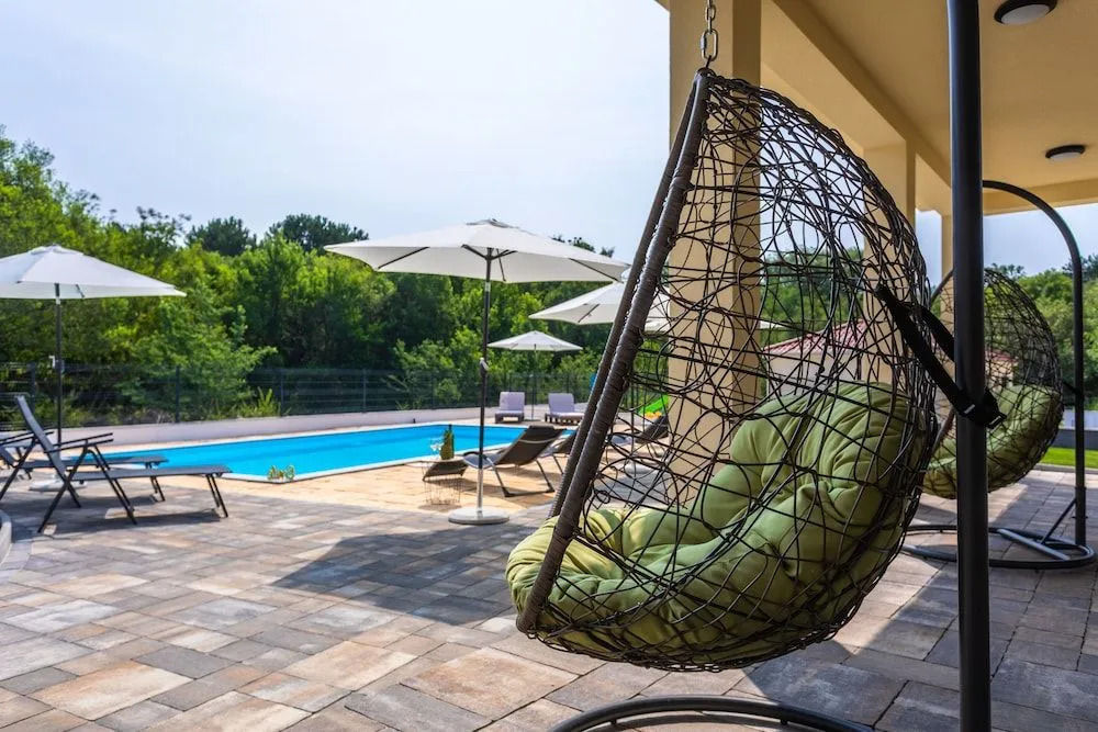 VSG Resort - 200m from Beach, Pool, Sauna & Jacuzzi