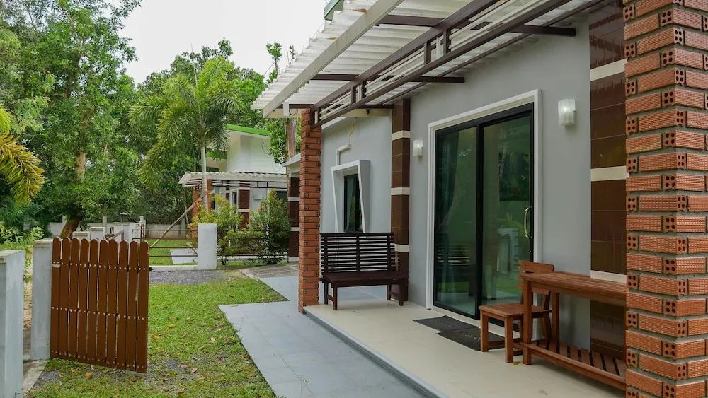 KhaoLak Home Thong