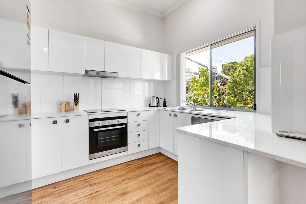 MARJ12- Stylish and Spacious Apartment