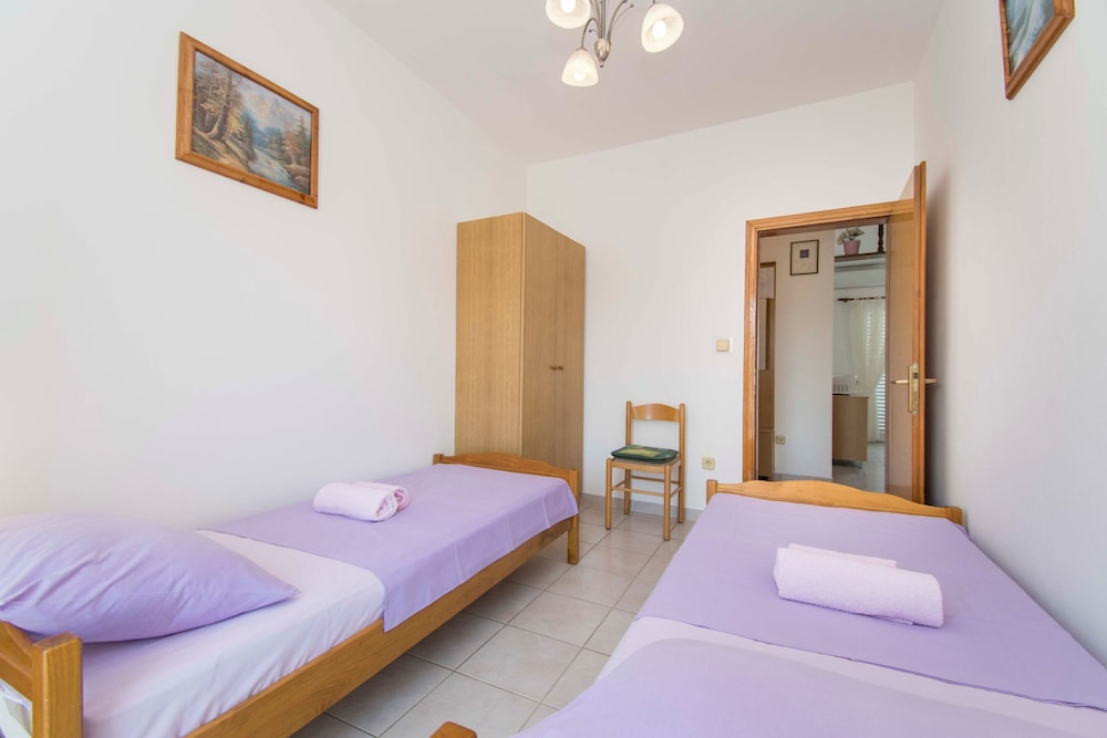 Apartments Nada