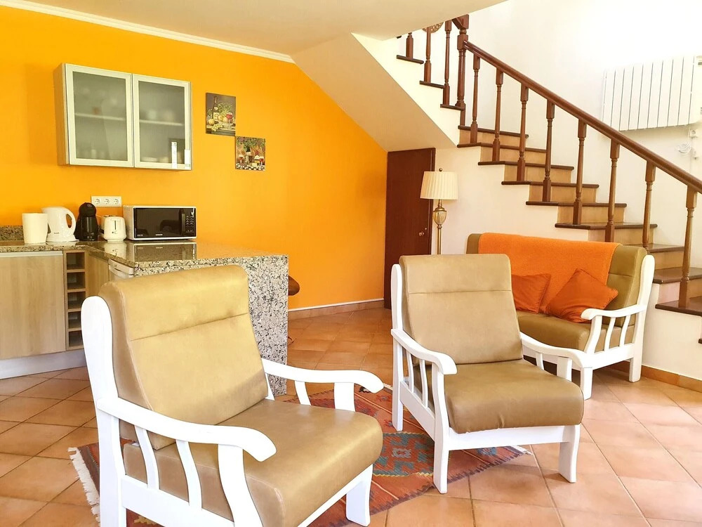 House With 2 Bedrooms in Camacha, With Wonderful Mountain View, Enclos