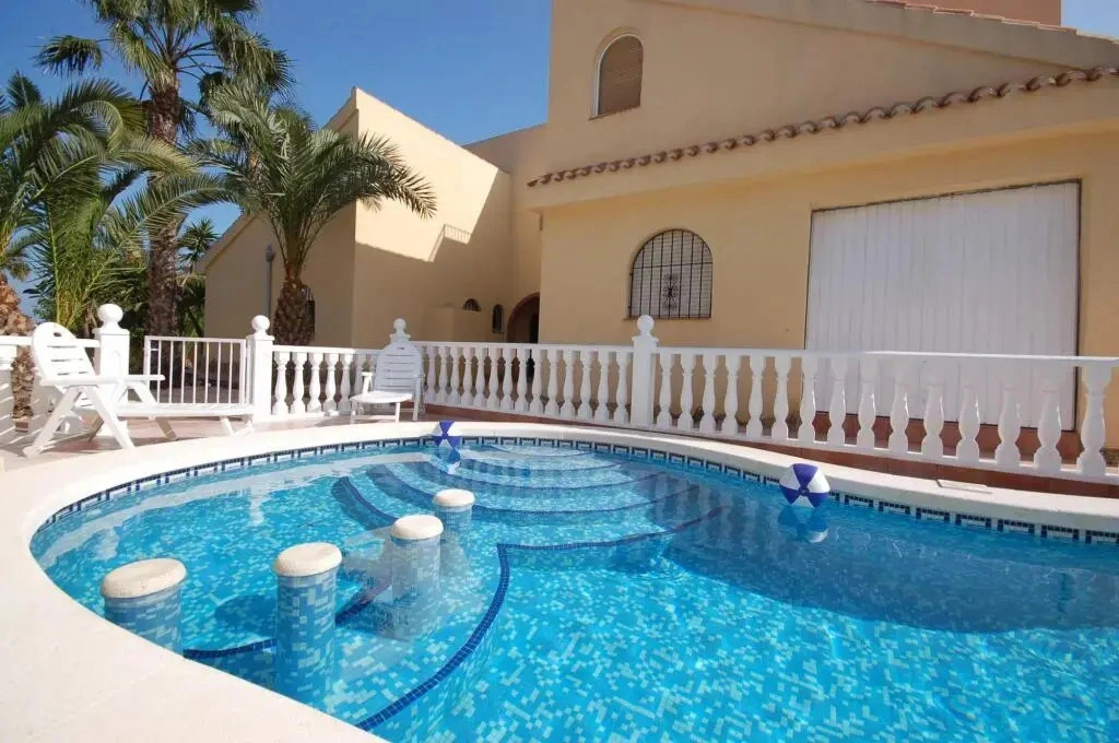 The Beach House - A Unique Beach Front Villa (4 Apartments in 1 Private Villa)
