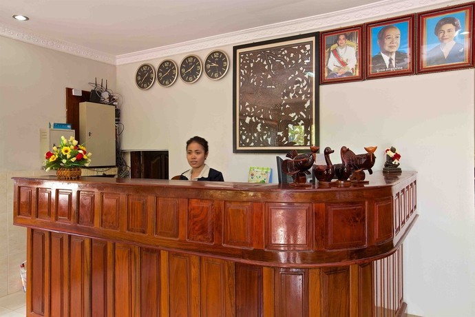 Damnak Riverside Hotel