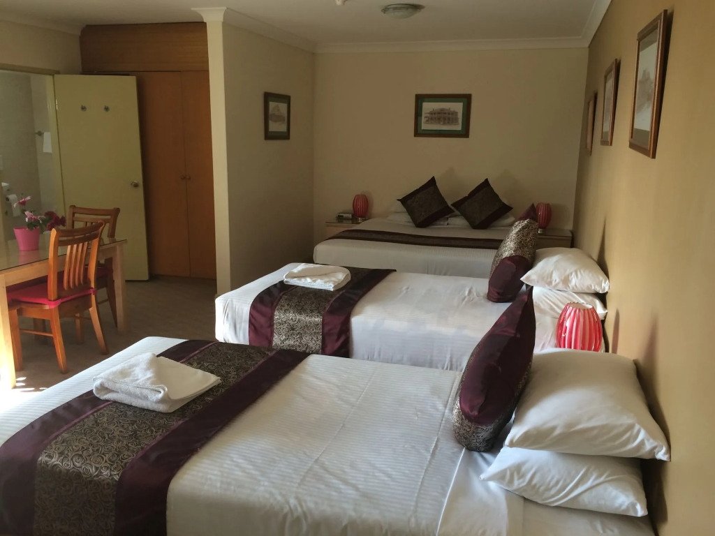 Ryde Inn