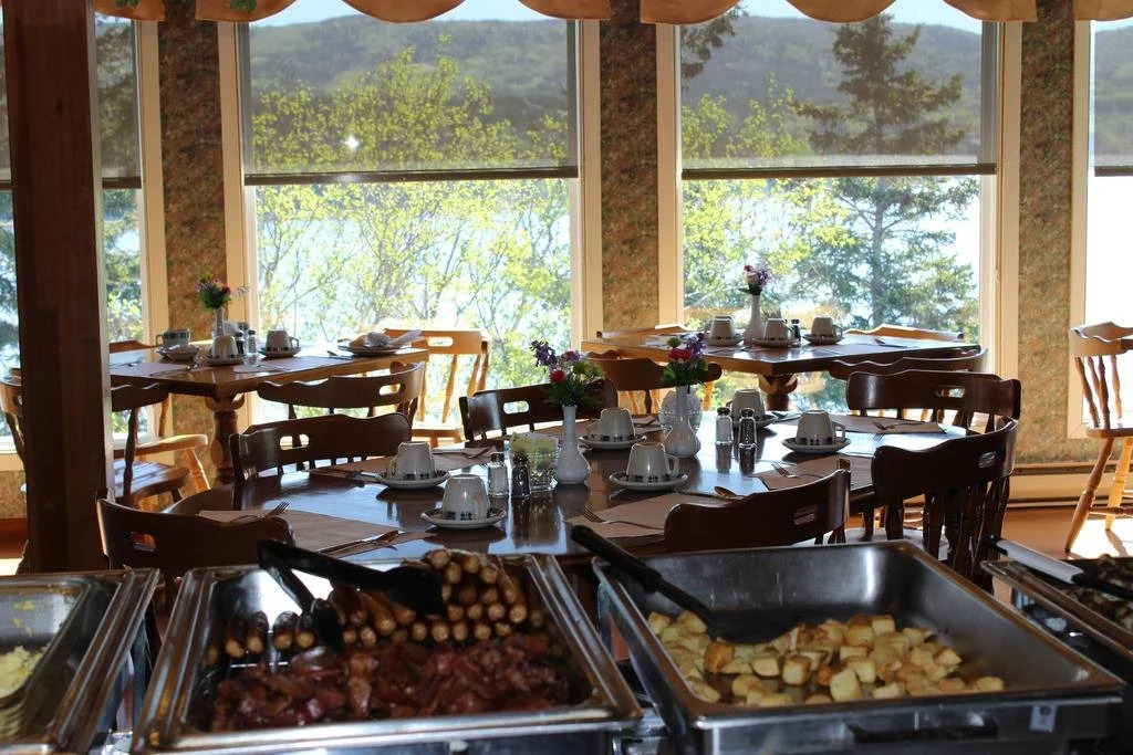 Duck Cove Inn