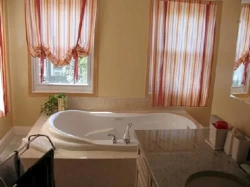 Holman Street Apartment