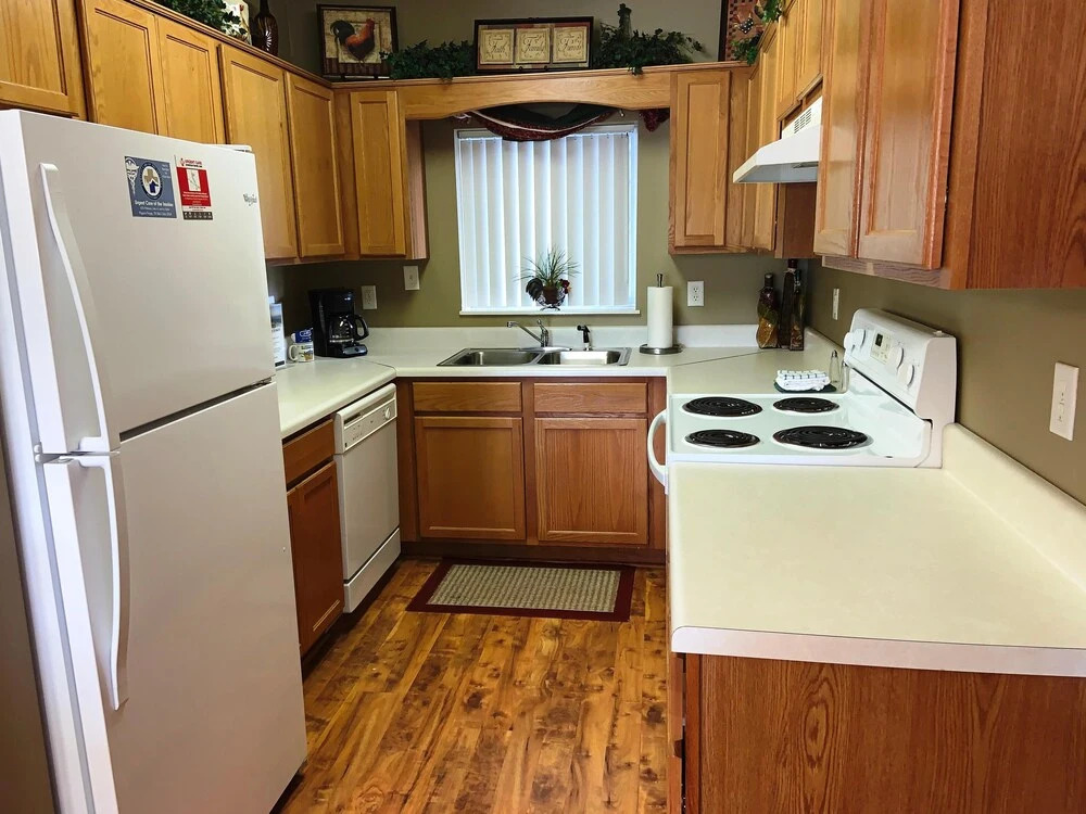 Whispering Pines 641