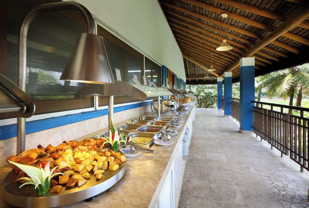 Family Selection At Grand Palladium Imbassai Resort & Spa