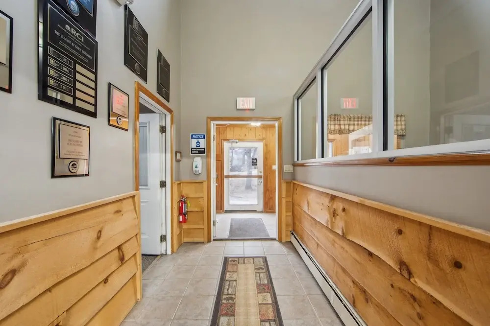 Peaceful Valley 72i - A Cozy Mountain Retreat 2 Bedroom Townhouse by The Summit at Gore Mountain