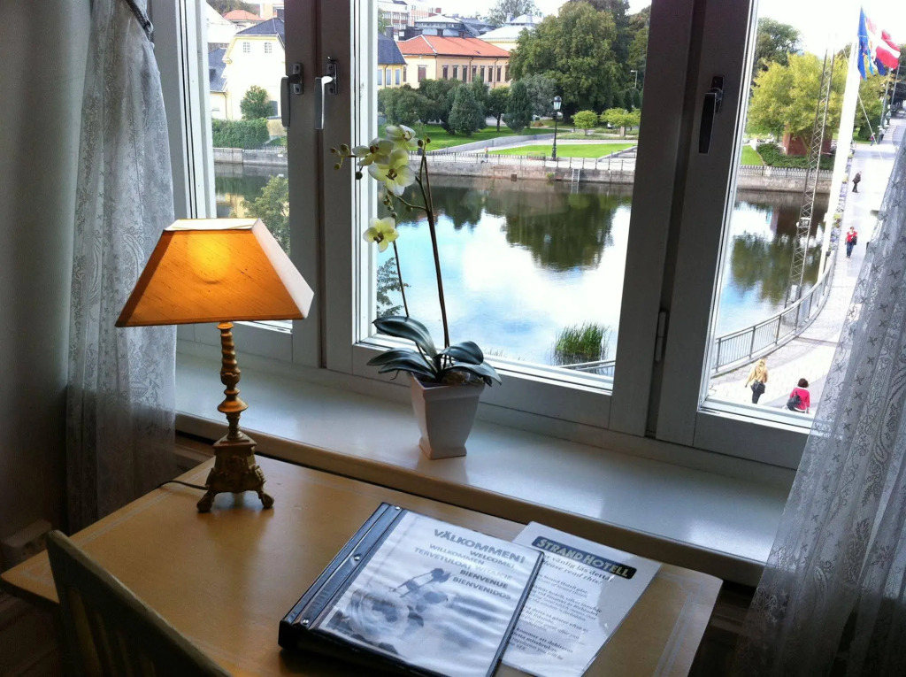 Strand Hotel