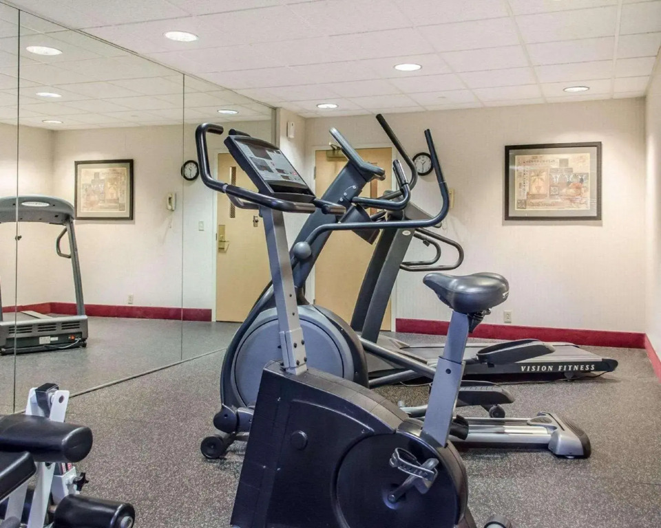 Comfort Inn & Suites York North
