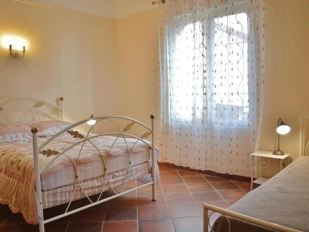 Appartement Le Lavandou, 3 pièces, 5 personnes - FR-1-251-203