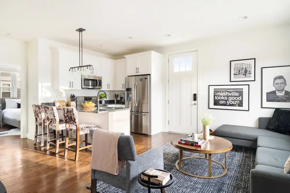 Hart Suite 3 by Avantstay Gorgeous Town House w Modern Amenities in Nashville