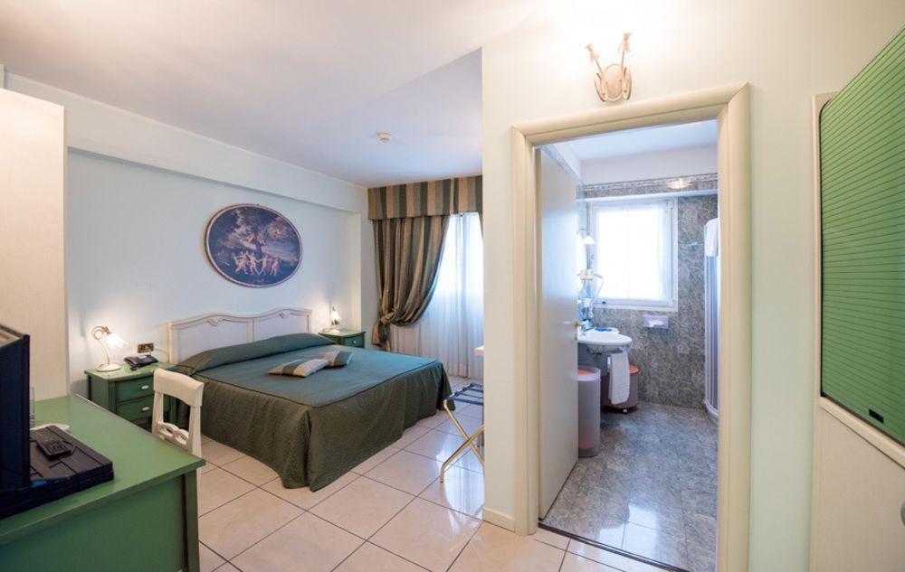 White Palace Hotel & Residence