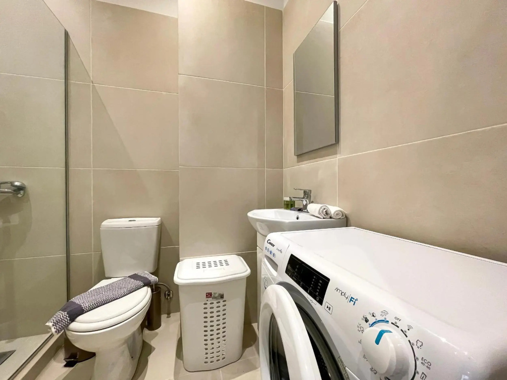 SOHO Modern 55sqm Studio with Secret Garden