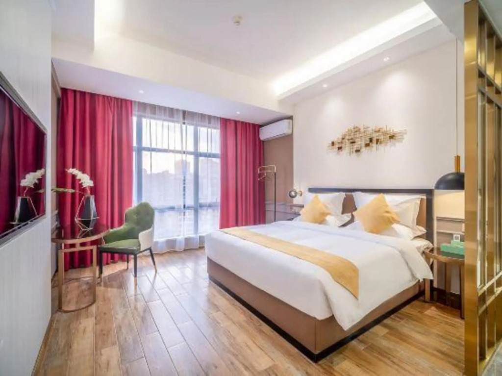 Arc de Triomphe Hotel