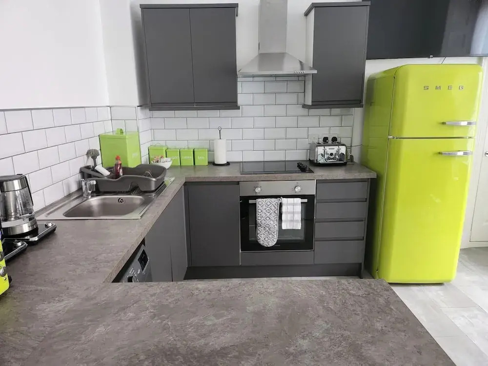 3-bedroom Apartment by Eden Project - Free Parking