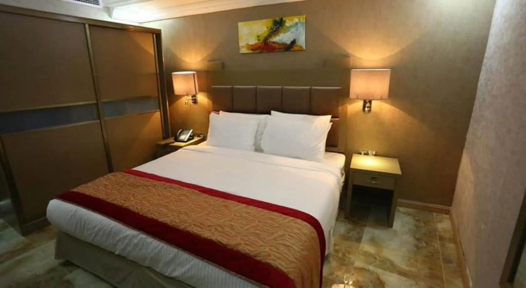 Sun and Sands Plaza Hotel
