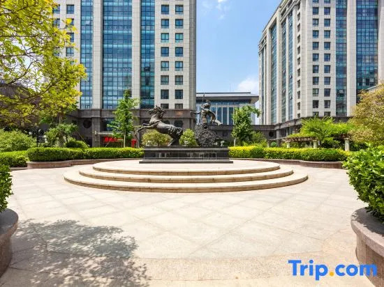 Xingshu Hotel (Zhengdong Mixc Provincial Government Store)