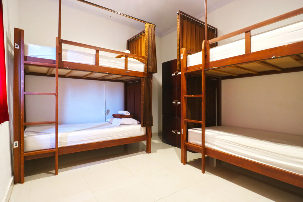 In Calm Hostel Canggu