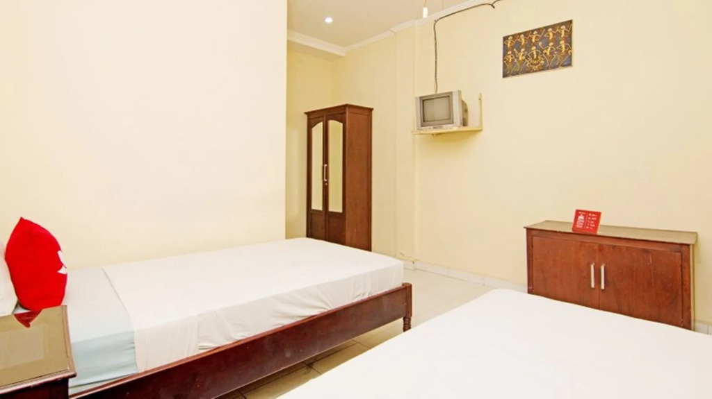 Segara Sadhu Inn Kuta by ecommerceloka