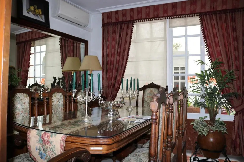 Boutique house LujoPobre