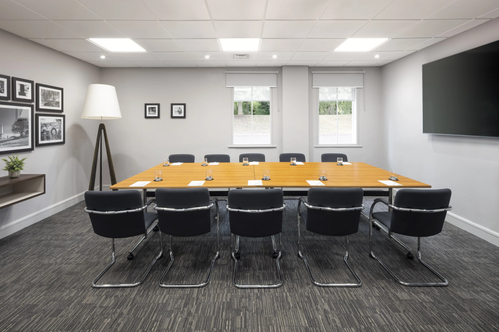 Holiday Inn Aylesbury by IHG