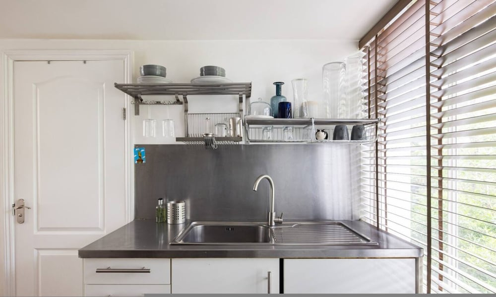 Victorian Blush 1BR Near Portobello Notting Hill