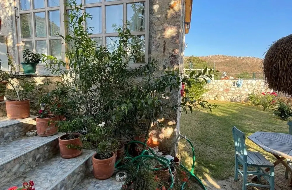 Stonehouse with Sea View and Garden in Bozburun