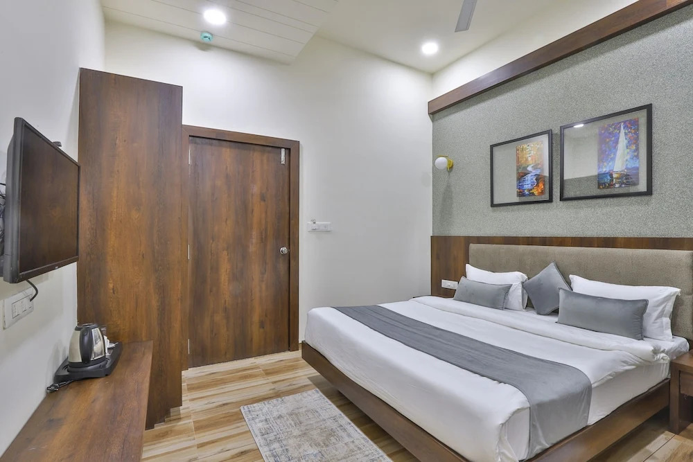 Hotel SR Regency