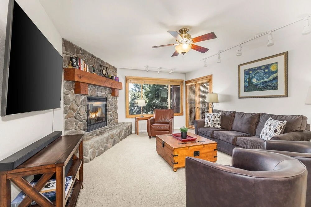 Snow Flower 014 3 Bedroom Condo by RedAwning
