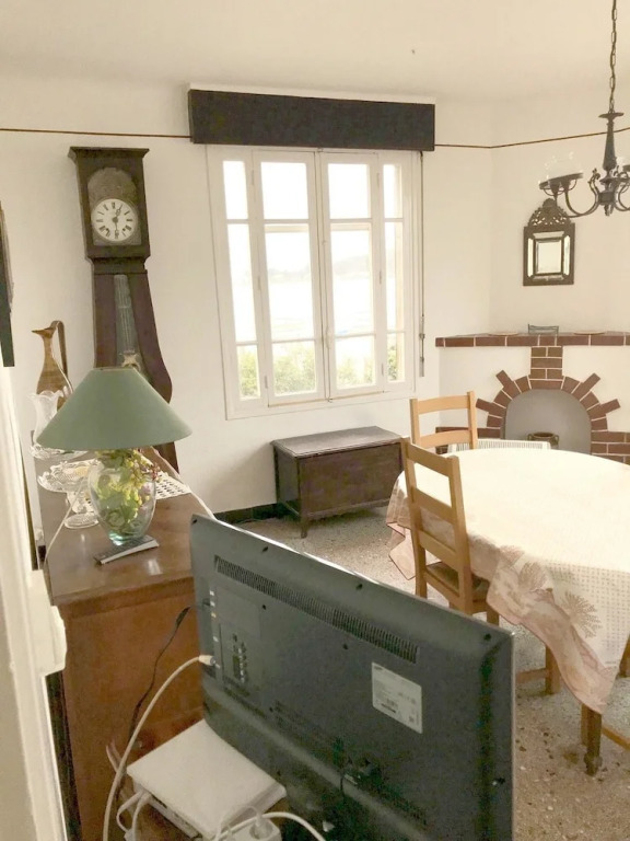 House With 4 Bedrooms in Six-fours-les-plages, With Wonderful sea View