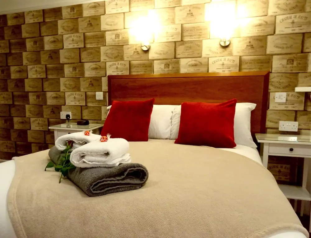 Seafarers Boutique Suites