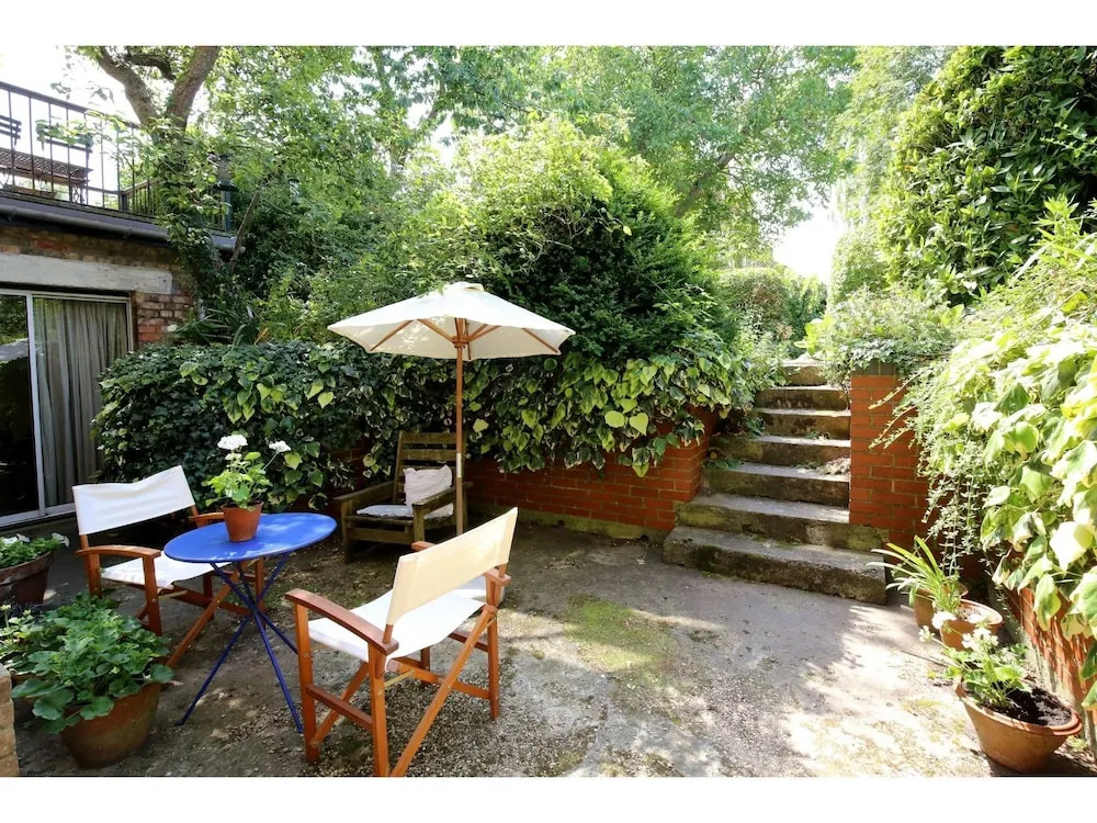 Charming, Victorian 2BR Flat in Oxford