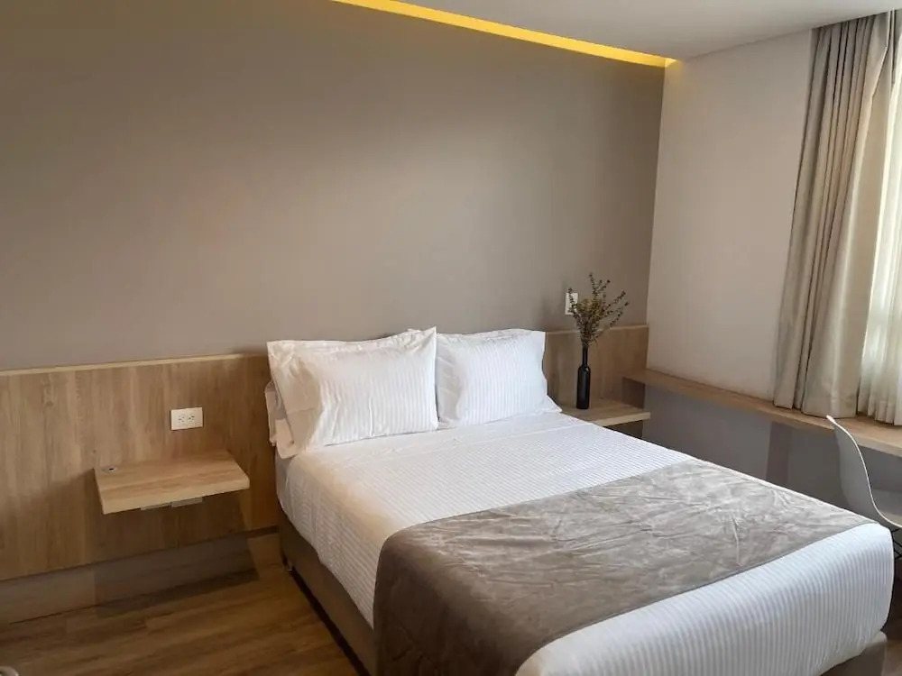 ExpoStay Hotel Corferias Embajada Americana