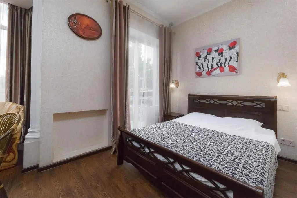 Zenith Hotel