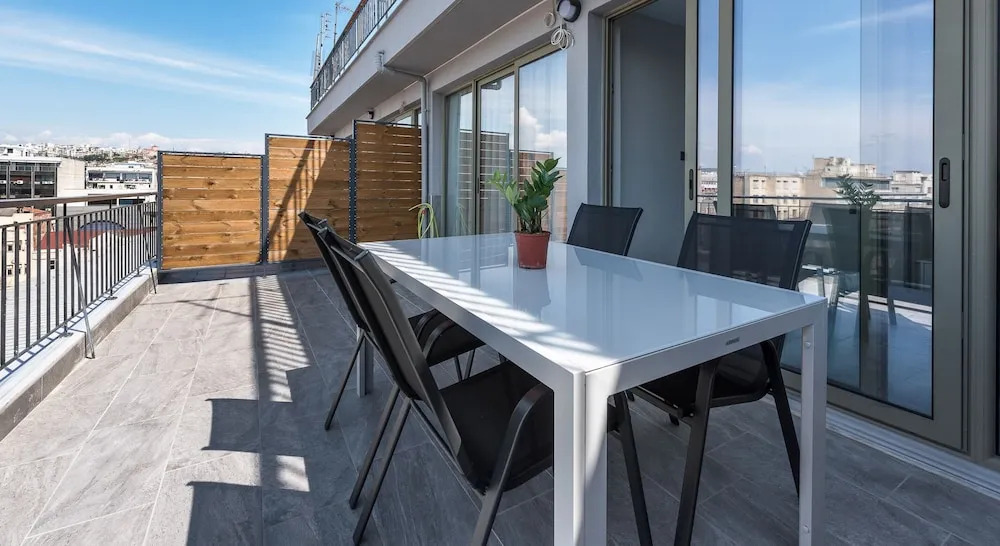 The SkySphere, Nilie Hospitality MGMT