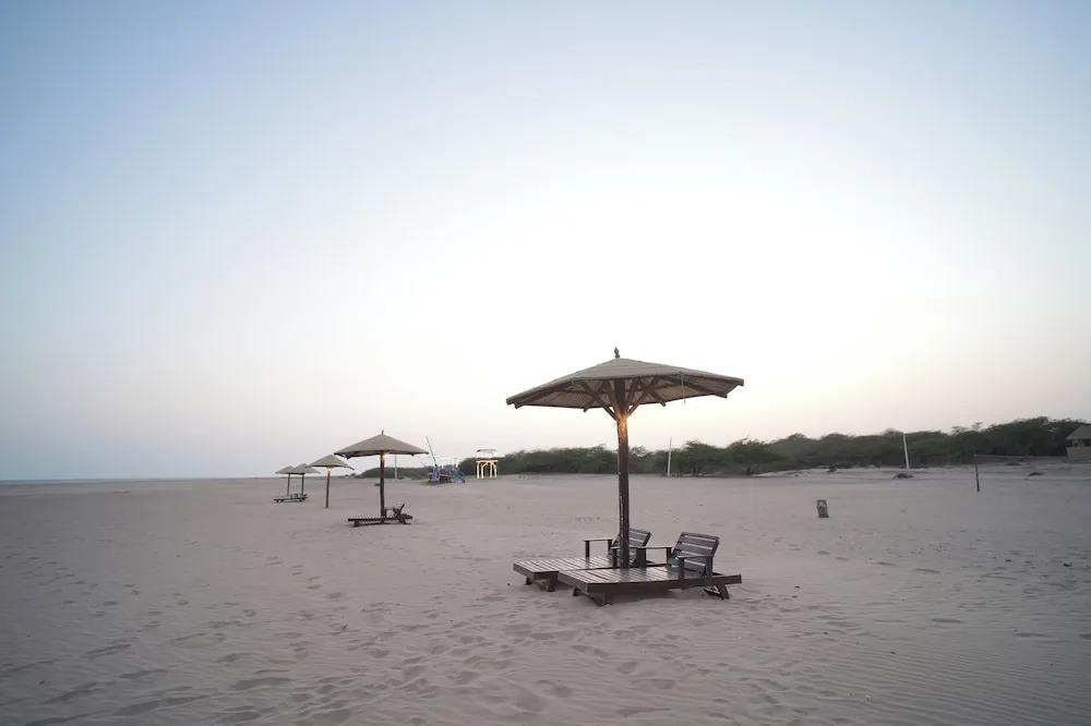 Palace Beach Camp