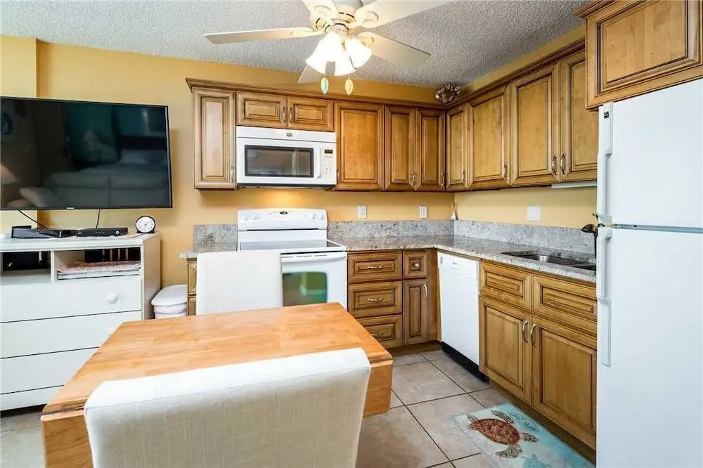 Estero Beach & Tennis 907A - One Bedroom Condo