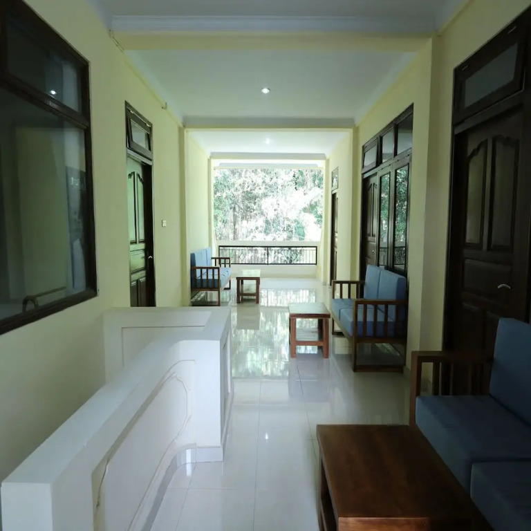 Vaneka Garden House