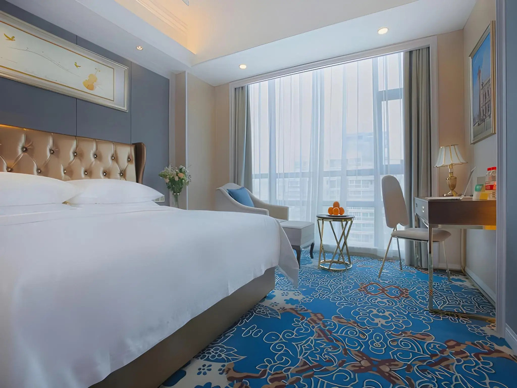 Vienna International Hotel (Mianyang High-speed Railway Station)